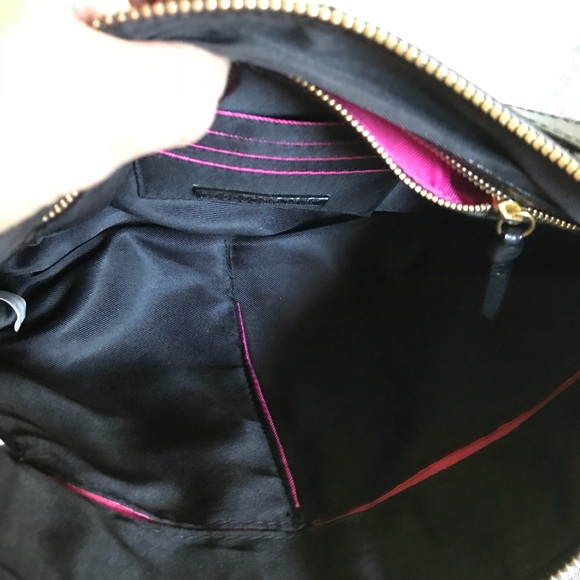 The Sak adorable crossbody or shoulder purse. - Picture 3 of 8